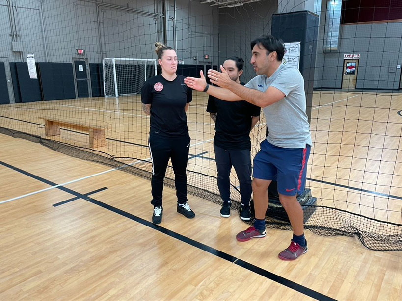 Coach-explaining